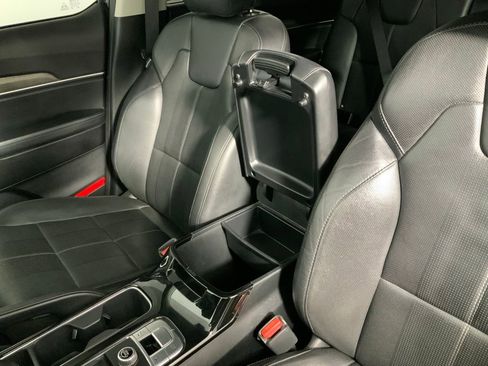 Used 2020 Kia Telluride EX image 28