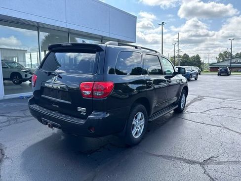 Used 2014 Toyota Sequoia SR5 w/ Premium Package AWD/4WD image 7