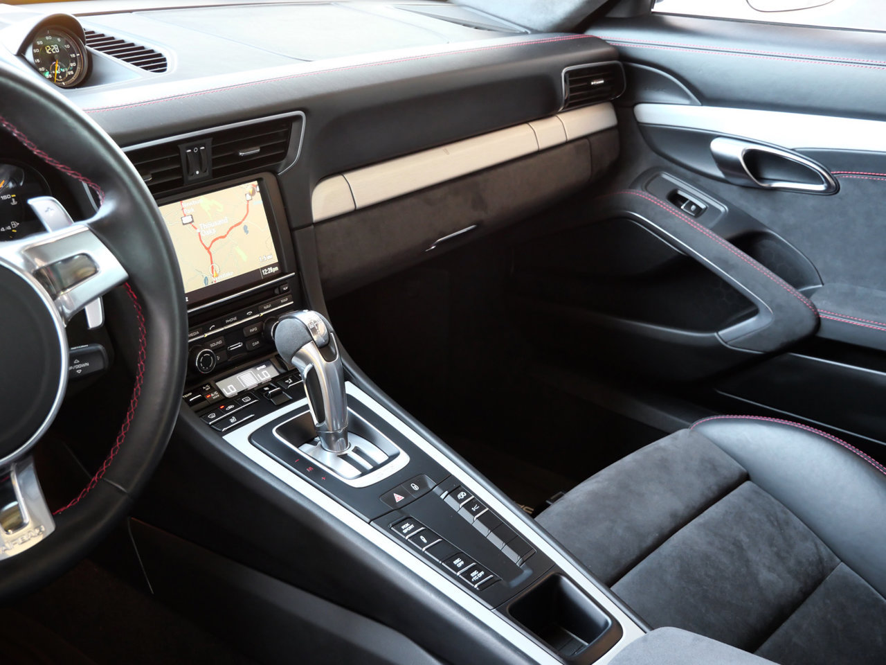 Used 2014 Porsche 911 GT3 RWD image 15