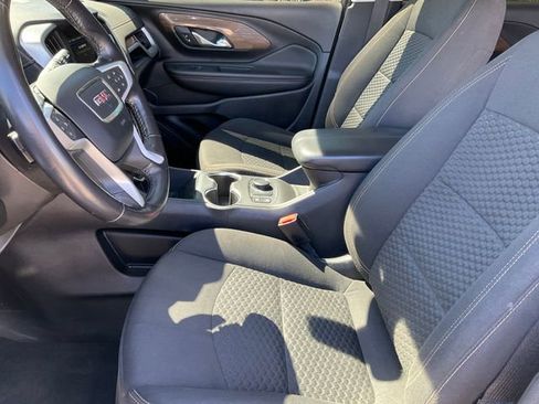 Used 2019 GMC Terrain SLE w/ Driver Convenience Package FWD image 5