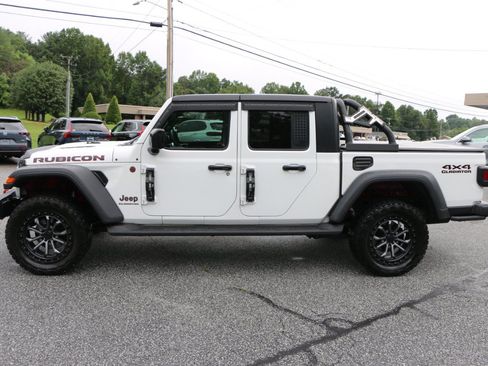 Used 2020 Jeep Gladiator Rubicon AWD/4WD image 2