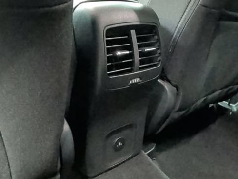 Used 2025 Ford Escape Active w/ Active Premium Tech Pack FWD image 30