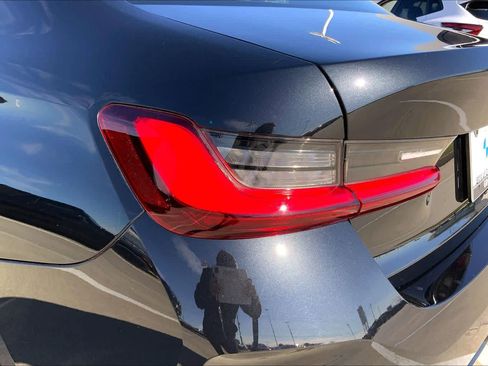 Certified 2025 BMW 330i Sedan image 28