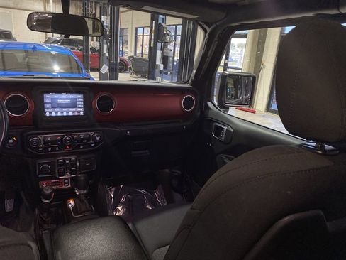 Used 2021 Jeep Wrangler Unlimited Rubicon image 4