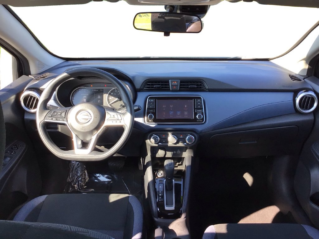 Used 2024 Nissan Versa SV FWD image 22