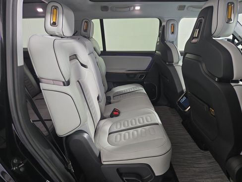 Used 2024 Rivian R1S Adventure AWD/4WD image 23