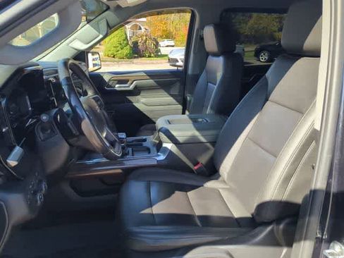 Certified 2022 Chevrolet Silverado 1500 RST image 18