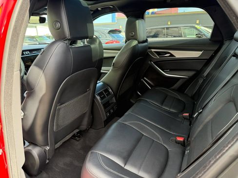 Used 2022 Jaguar F-PACE R-Dynamic S AWD/4WD image 18