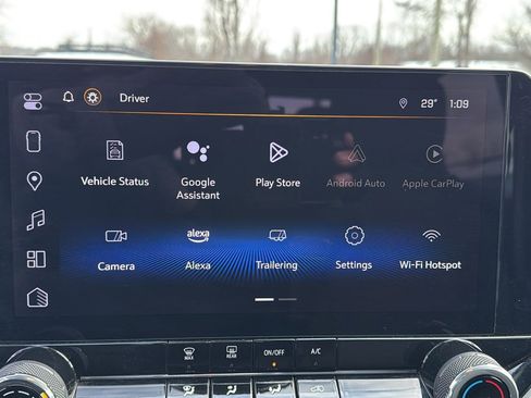 Used 2024 Chevrolet Colorado Trail Boss w/ Advanced Trailering Package image 18