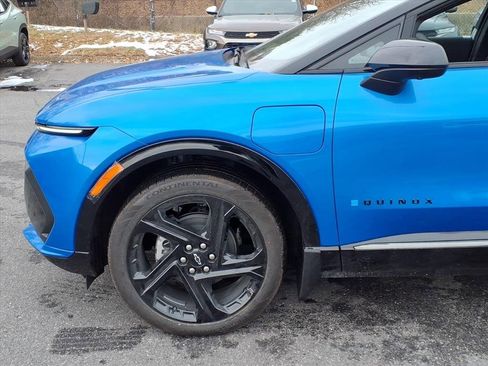 New 2026 Chevrolet Equinox EV RS image 7