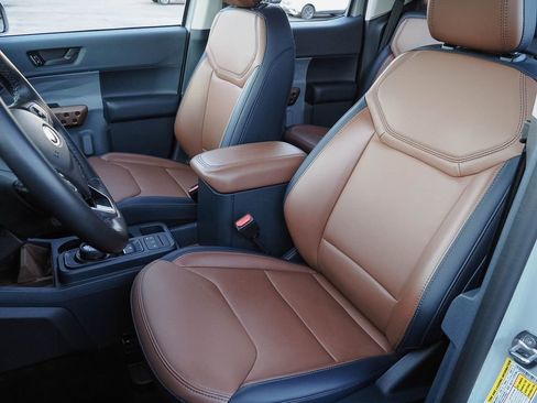 Used 2024 Ford Maverick Lariat image 23