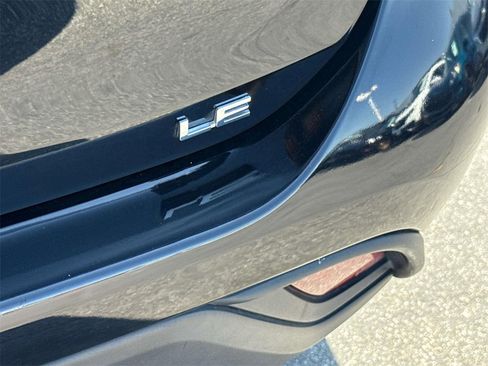 Used 2023 Toyota Highlander LE image 8