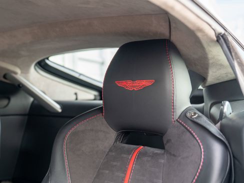 Used 2015 Aston Martin V8 Vantage GT image 5