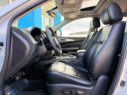 Used 2017 Nissan Pathfinder SL w/ SL Premium Package AWD/4WD image 15