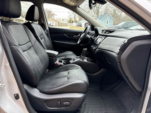 Used 2019 Nissan Rogue SL image 20