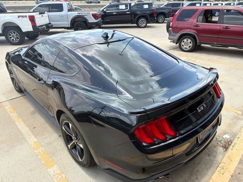 Used 2022 Ford Mustang GT RWD image 7