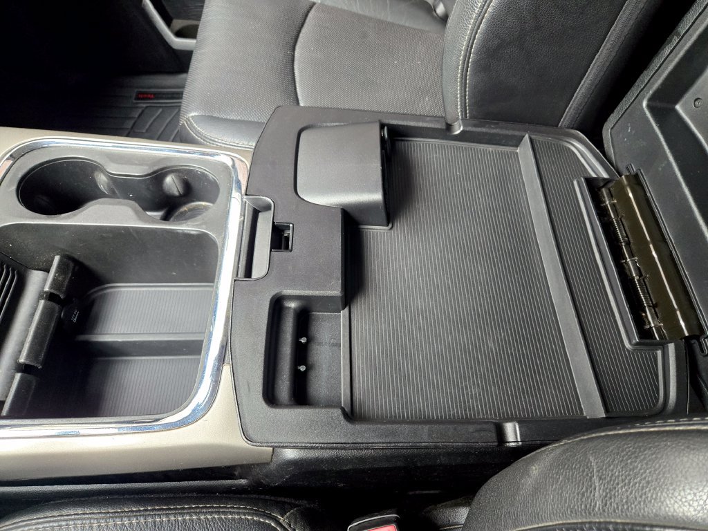 Used 2015 RAM 1500 Laramie w/ Convenience Group AWD/4WD image 32