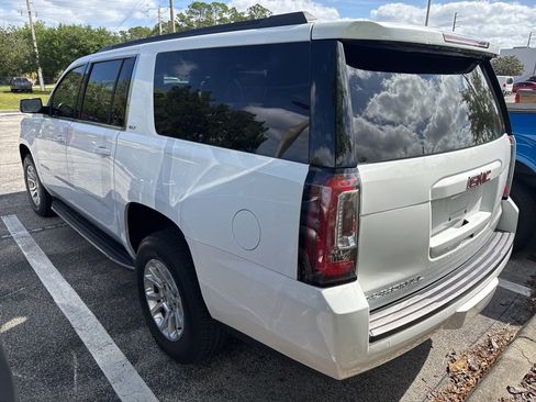 Used 2020 GMC Yukon XL SLT image 5