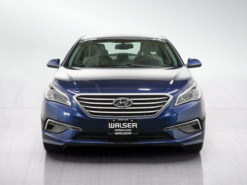 Used 2015 Hyundai Sonata SE w/ Option Group 09 FWD image 8