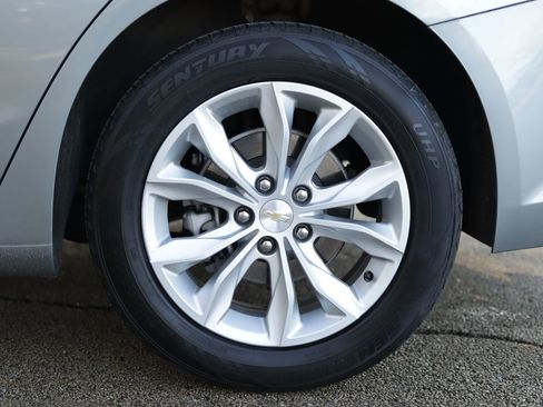 Used 2024 Chevrolet Malibu LT FWD image 32