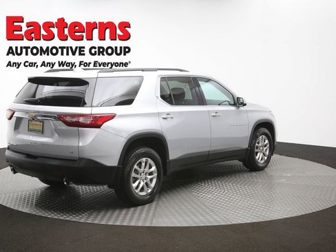 Used 2021 Chevrolet Traverse LT AWD/4WD image 40