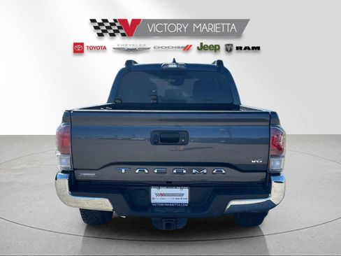 Used 2021 Toyota Tacoma TRD Off-Road AWD/4WD image 4
