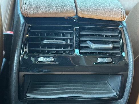 Used 2023 BMW 530e w/ M Sport Package RWD image 41