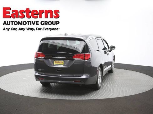 Used 2022 Chrysler Voyager LX FWD image 38