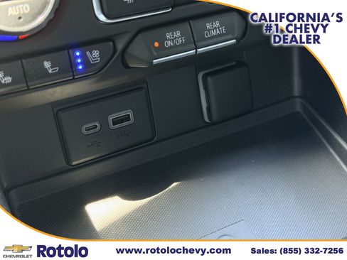 Used 2023 Chevrolet Tahoe Premier AWD/4WD image 26