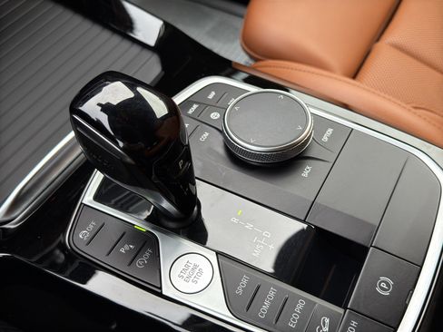 Used 2023 BMW X3 xDrive30i w/ Convenience Package image 15