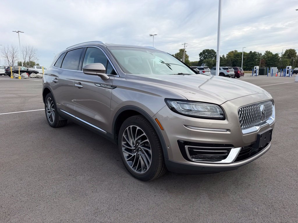 Used 2020 Lincoln Nautilus Reserve AWD/4WD image 4