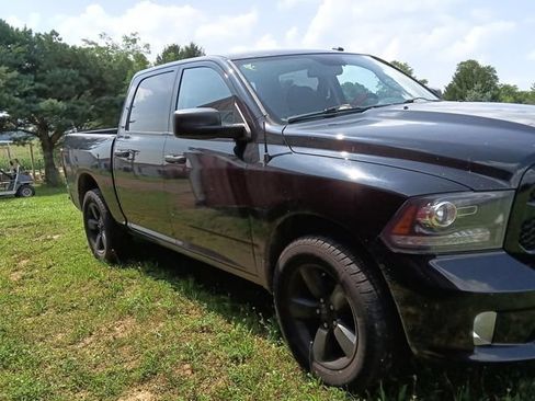Used 2014 RAM 1500 Express w/ Black Ram 1500 Express Group AWD/4WD image 4