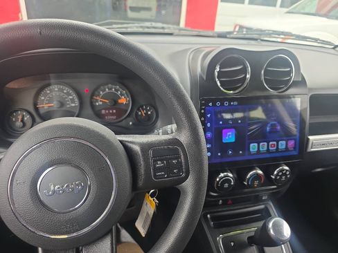 Used 2016 Jeep Compass Sport w/ Power Value Group AWD/4WD image 9
