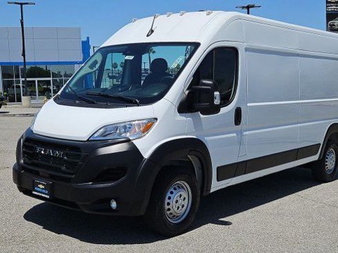 Used 2026 RAM ProMaster 2500 w/ Convenience Group FWD image 1