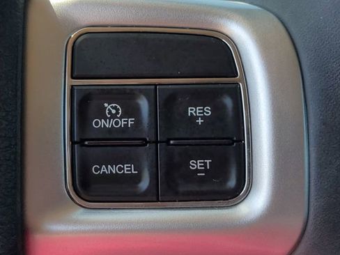 Used 2013 Dodge Journey SXT w/ Flexible Seating Group FWD image 12