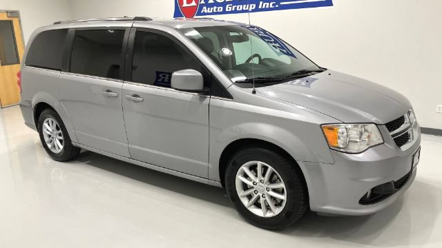 Used 2018 Dodge Grand Caravan SXT FWD image 16