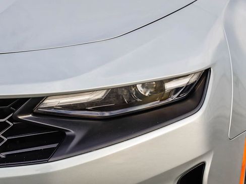 Used 2023 Chevrolet Camaro LT image 5