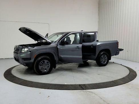 New 2026 Nissan Frontier SV w/ SV Convenience Package AWD/4WD image 11