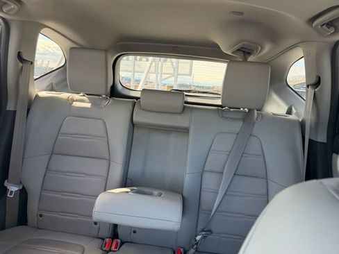 Used 2017 Honda CR-V Touring image 12