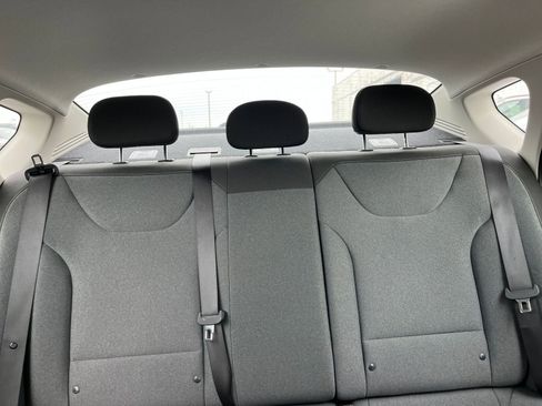 Used 2025 Kia K4 FWD image 38