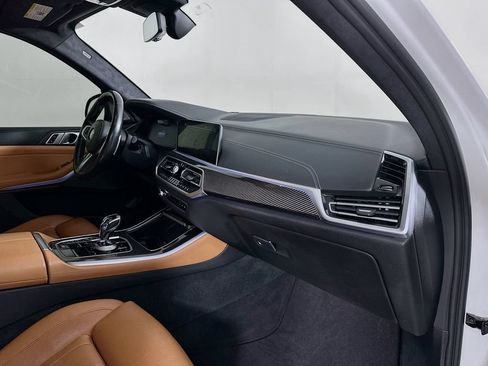 Used 2022 BMW X5 M50i w/ Executive Package AWD/4WD image 38