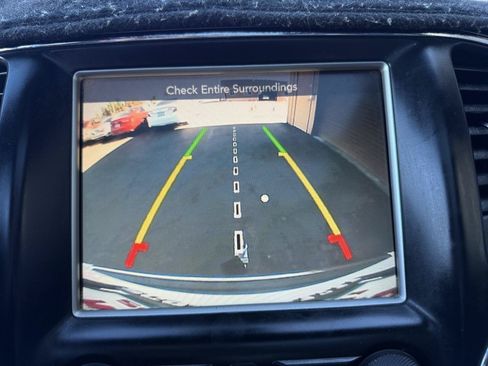 Used 2014 Jeep Grand Cherokee Overland AWD/4WD image 25