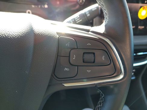 Used 2024 Buick Encore GX Avenir FWD image 16