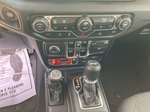 New 2026 Jeep Wrangler Unlimited Sport AWD/4WD image 19