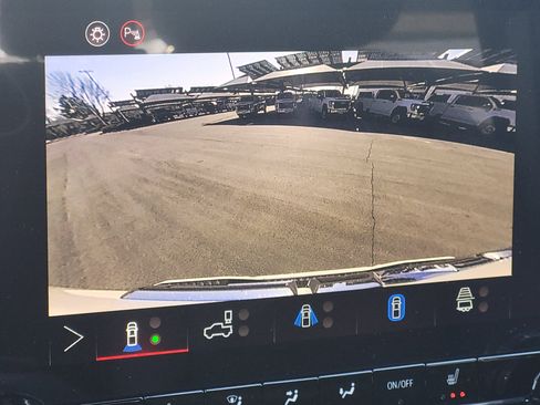 New 2026 GMC Canyon Elevation w/ Convenience Package image 16