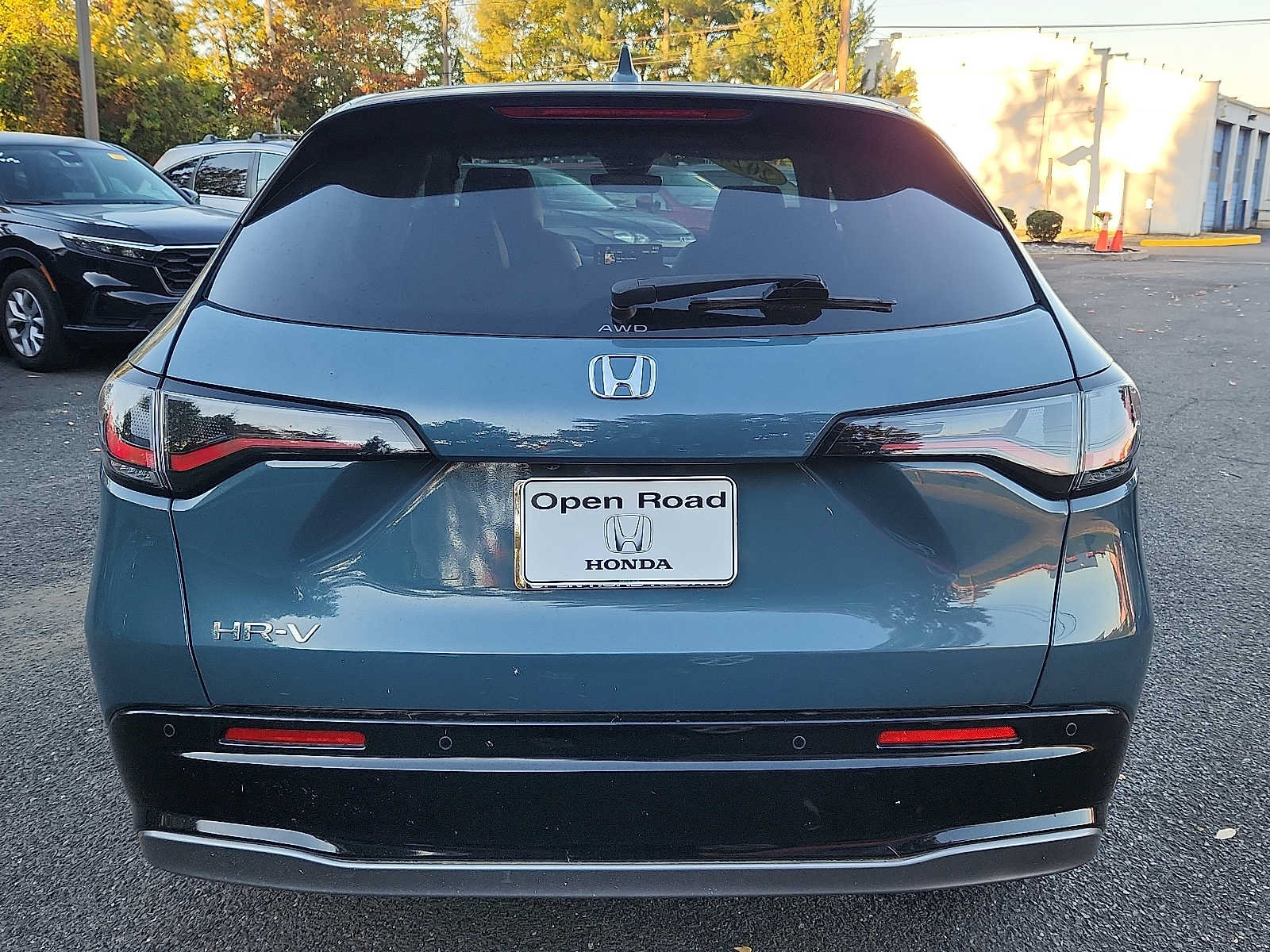 Used 2024 Honda HR-V EX-L image 5