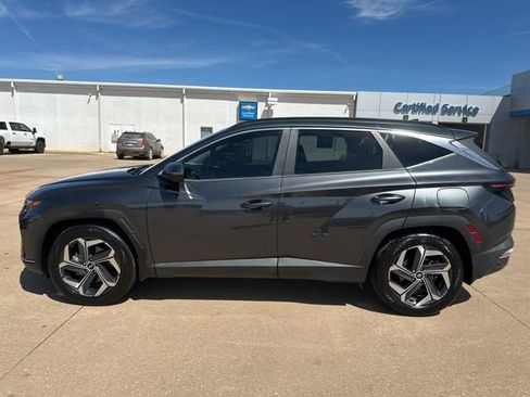 Used 2022 Hyundai Tucson SEL w/ Convenience Package FWD image 2