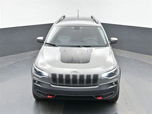 Used 2019 Jeep Cherokee Trailhawk w/ Comfort/Convenience Group image 14