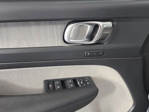 Certified 2023 Volvo XC40 B5 Plus w/ Driver Assist Package image 19