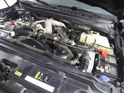 Used 2023 Ford F350 XLT image 15